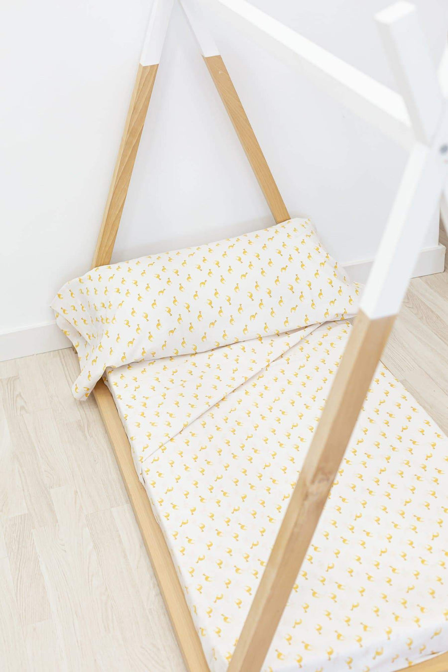 Juego de Sábanas Estampadas DINO AMARILLO Colección Dinos - sokios