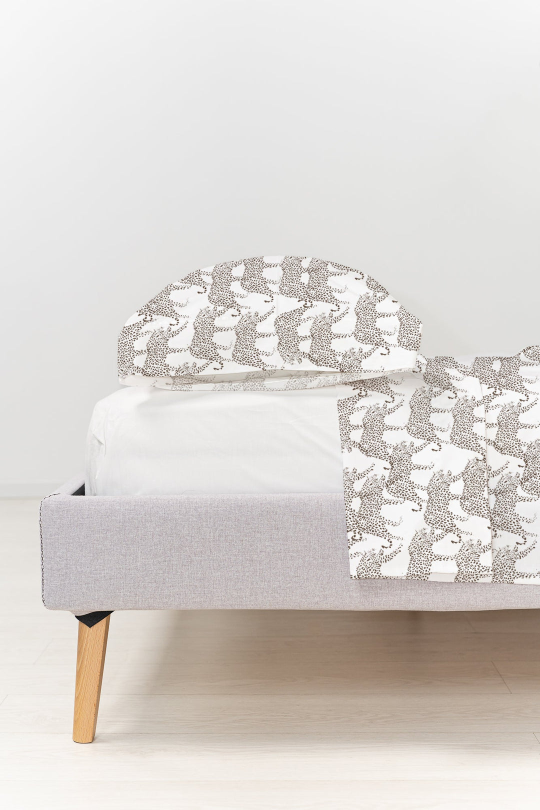 Sábana encimera Estampada Infantil Jaguar - sokios-SABANA ENCIMERA200618S8185