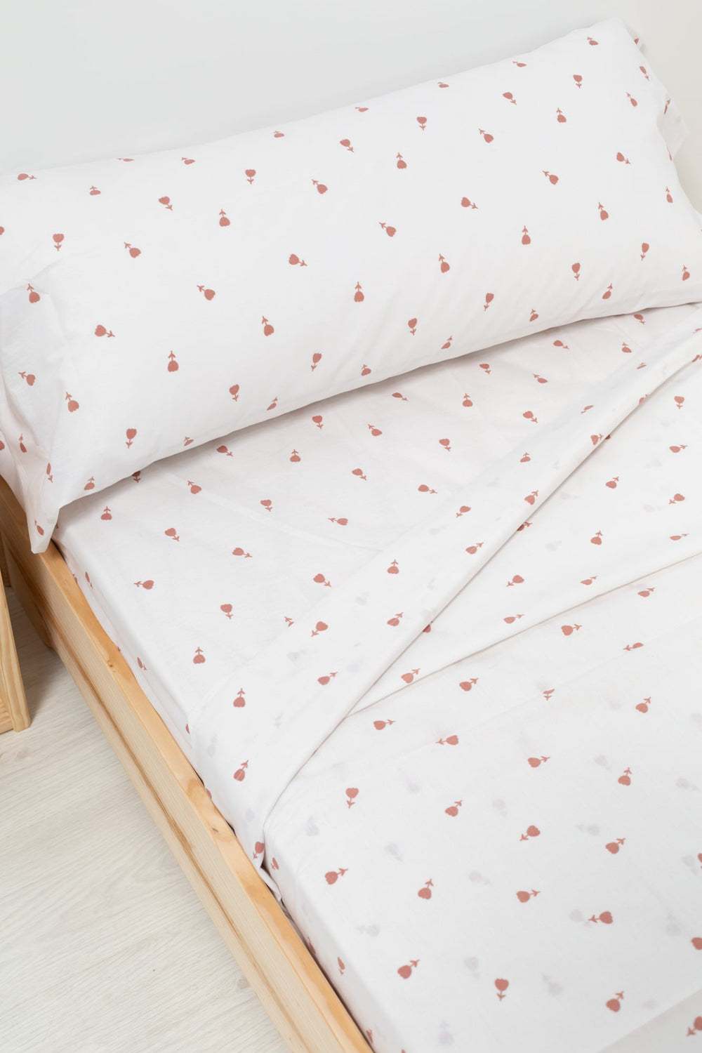 Sábana encimera estampada Tulipan - sokios-SABANA ENCIMERA200618S5865