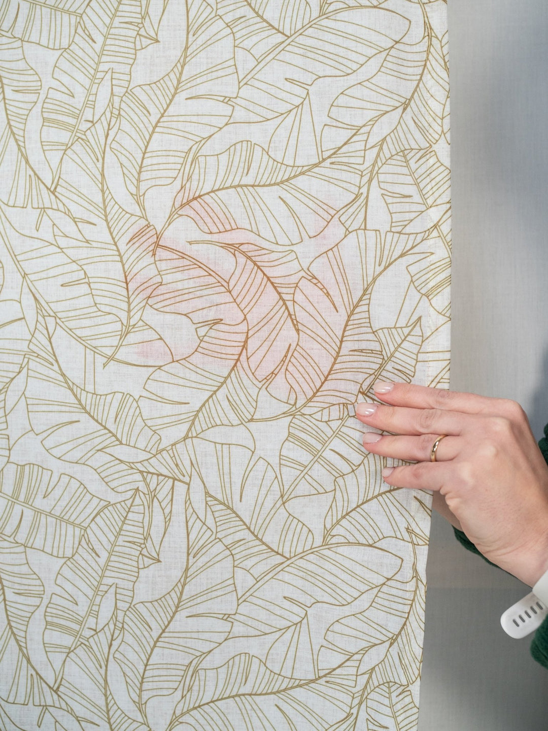 Visillo translúcido Calatea con motivo tropical - sokios-CORTINA200618S7681