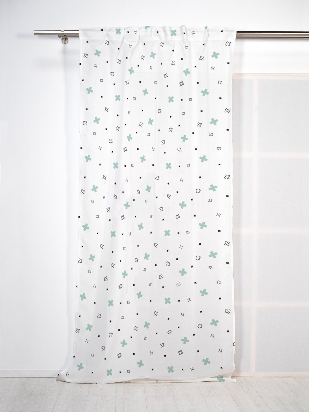 Visillo translúcido Play Menta con motivo juvenil - sokios-CORTINA200618S8935