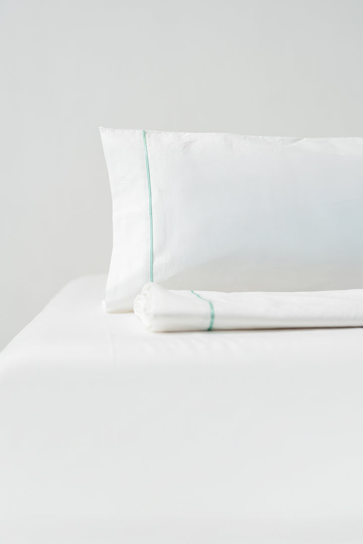 Funda almohada Premium Algodón Satén 400 hilos con detalle en turquesa