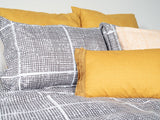 COJÍN MUSTANG CON FLECOS COLECCIÓN BOHO - sokios